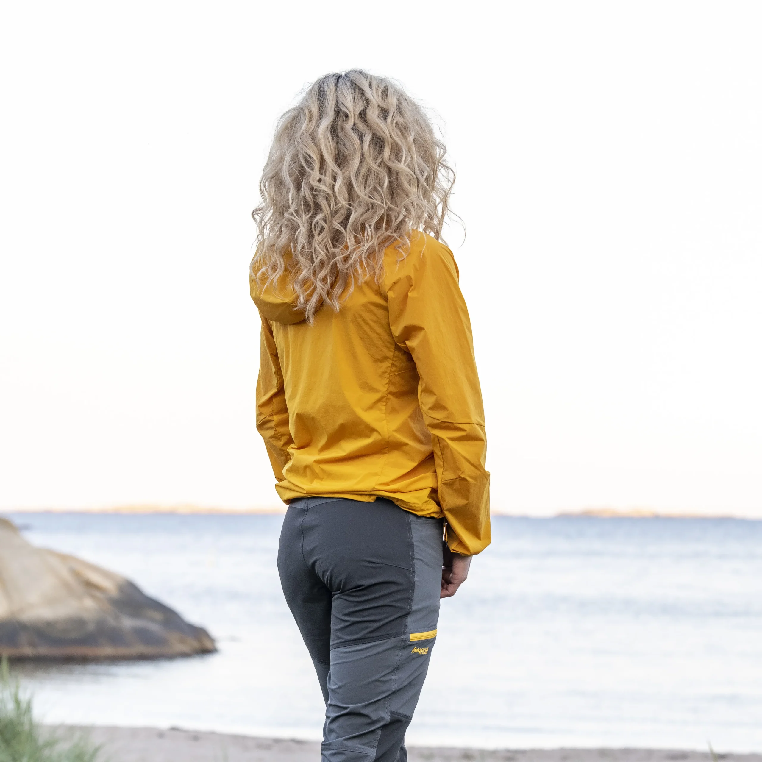Cecilie Light Wind Anorak - Bergans