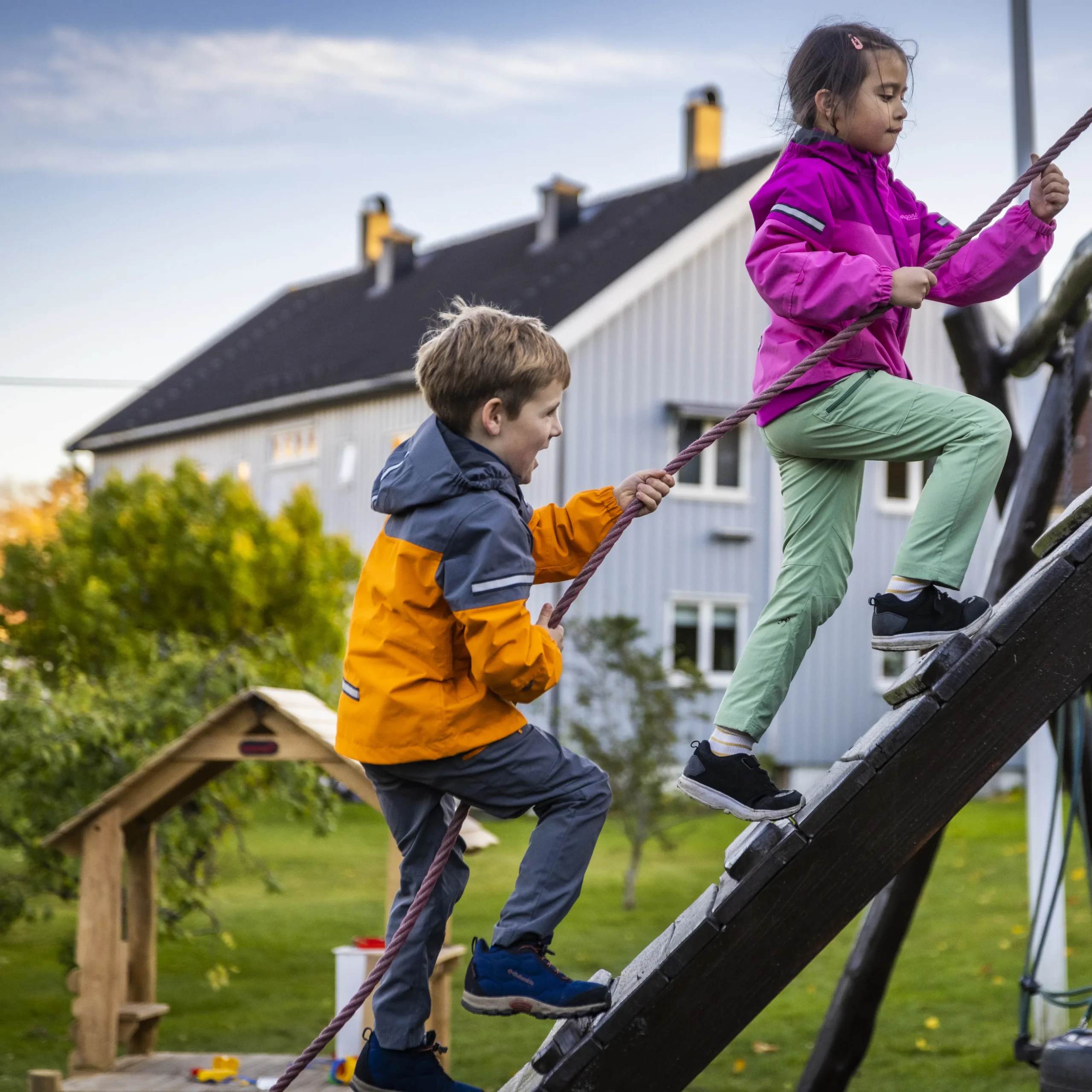 Lilletind V2 Light Softshell Kids Pants - Bergans
