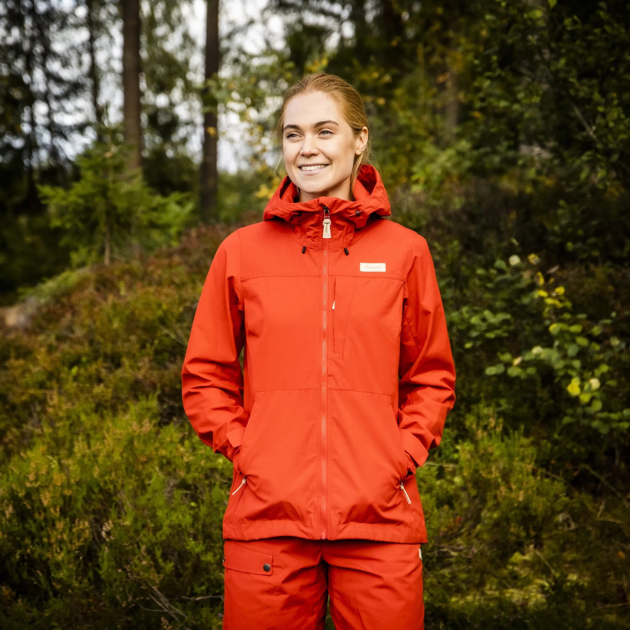 Nordmarka Leaf Light Wind Jacket Women - Bergans