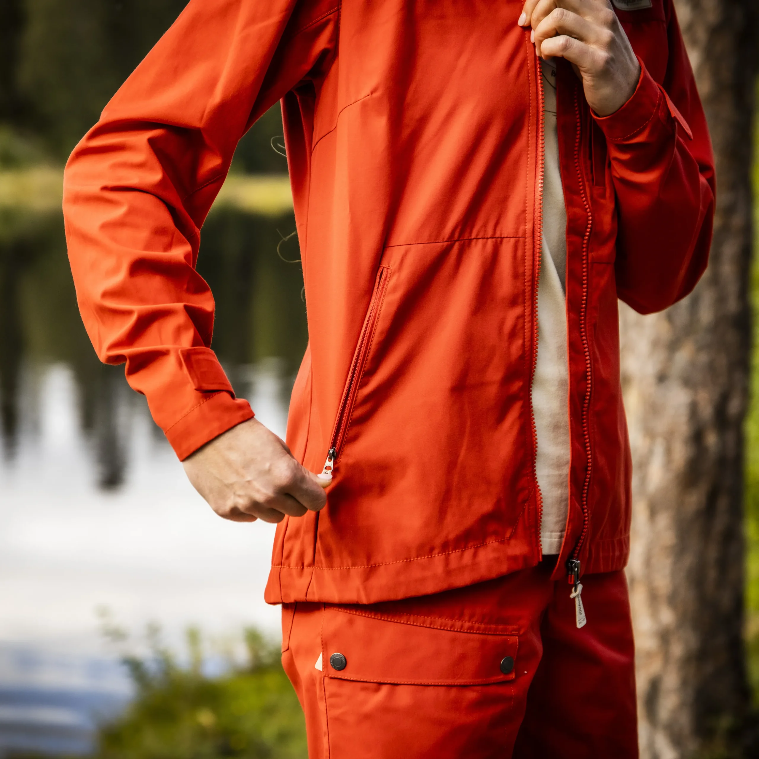 Nordmarka Leaf Light Wind Jacket Women - Bergans