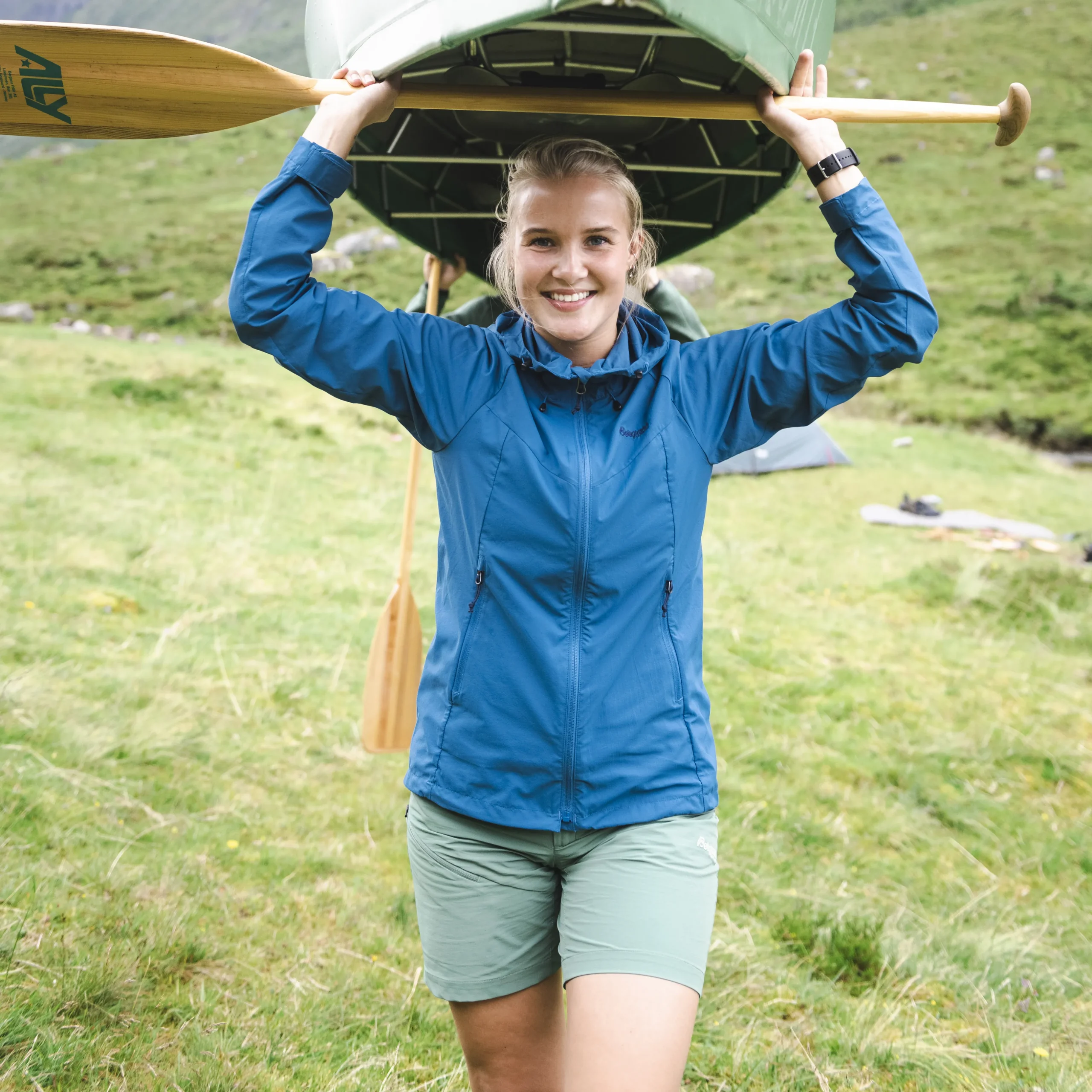Vandre Light Softshell Shorts Women - Bergans