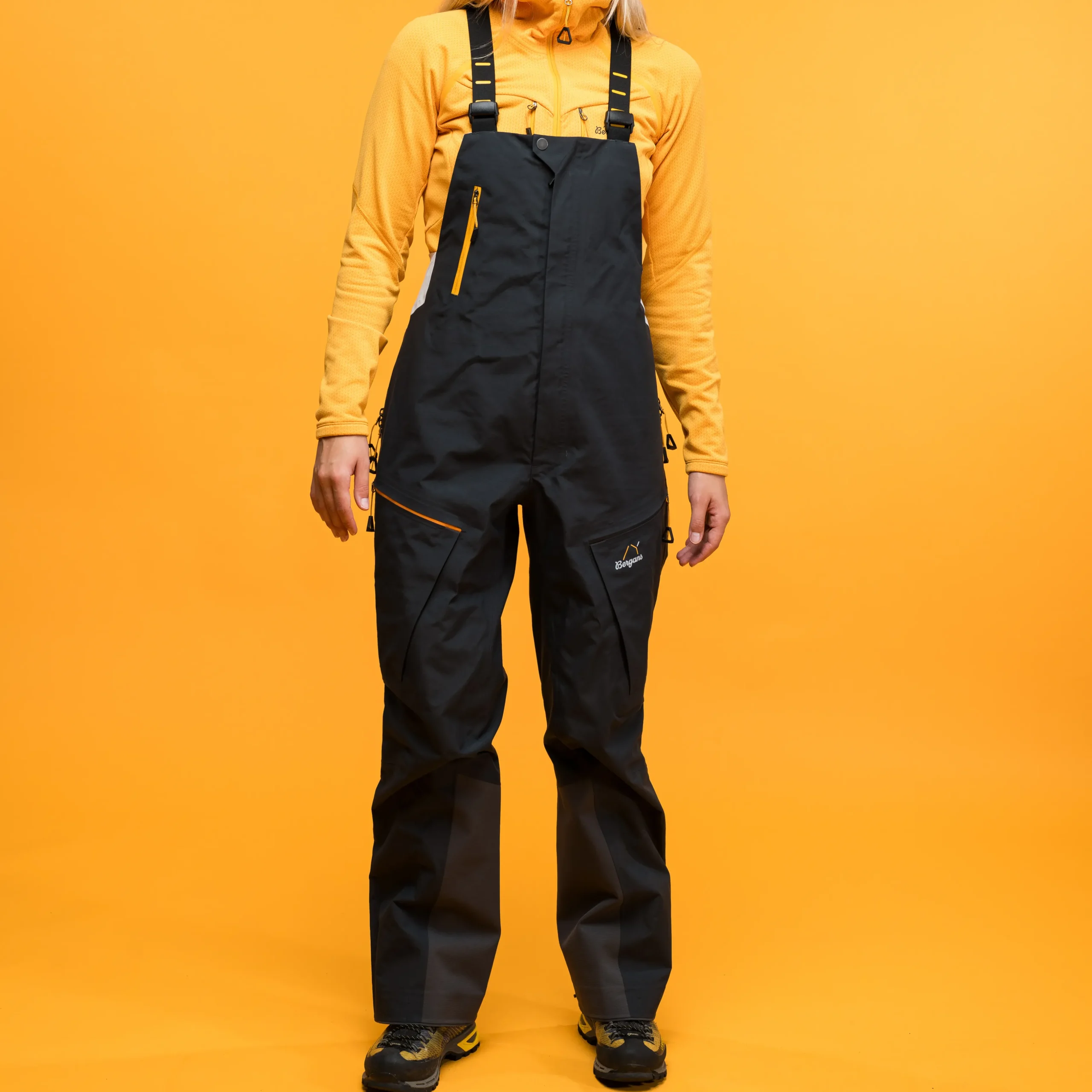 Y MountainLine Bold 3L Shell Bib Pants Women - Bergans